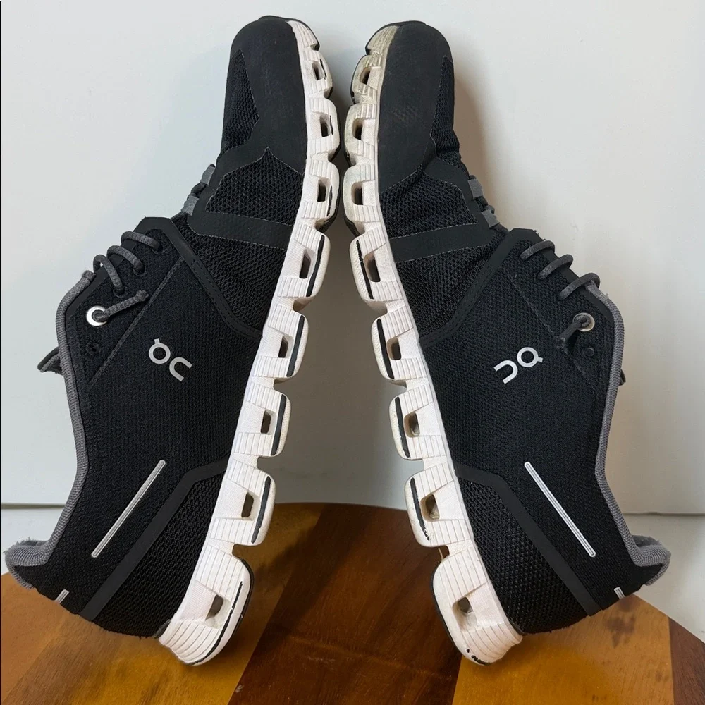 ON RUNNING Cloud 5 Black Men's Running Shoes, size 10.5 fair clean condition - Picture 12 of 14
